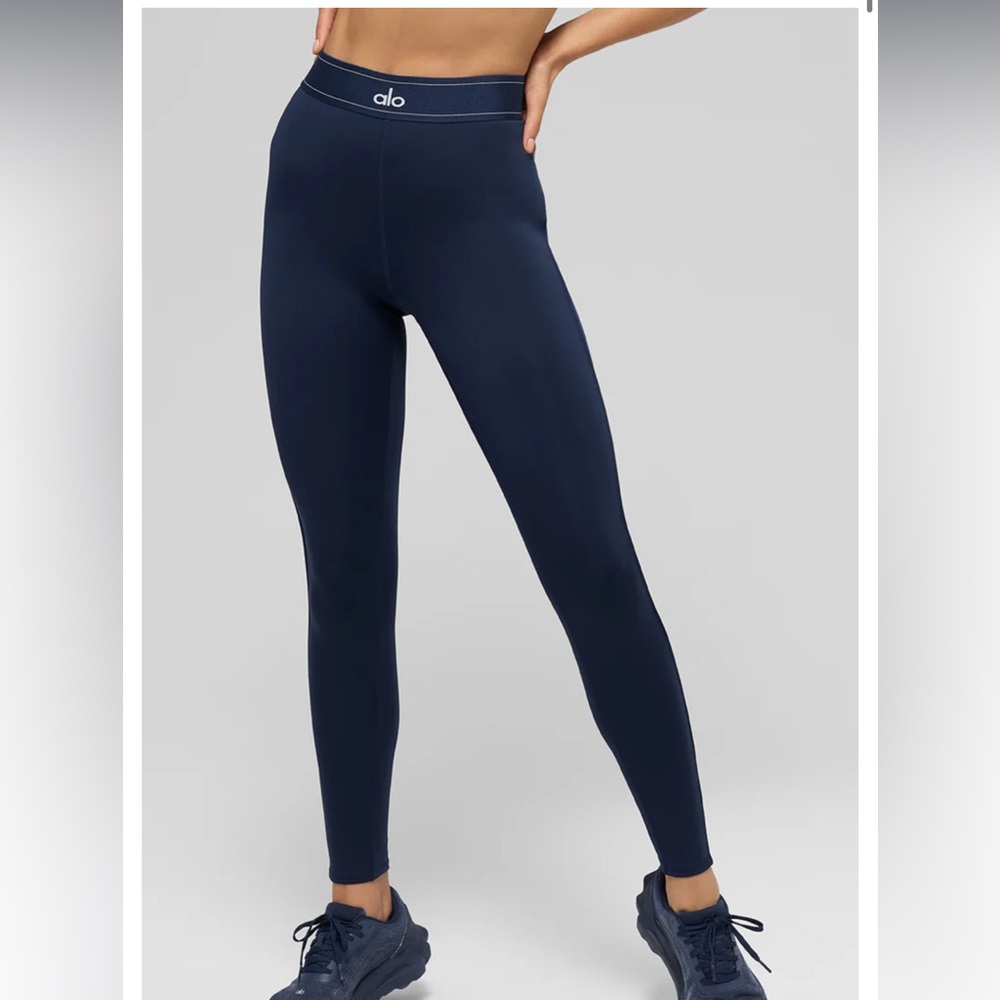 ALO Airlift High-Waist Suit Up Legging Navy